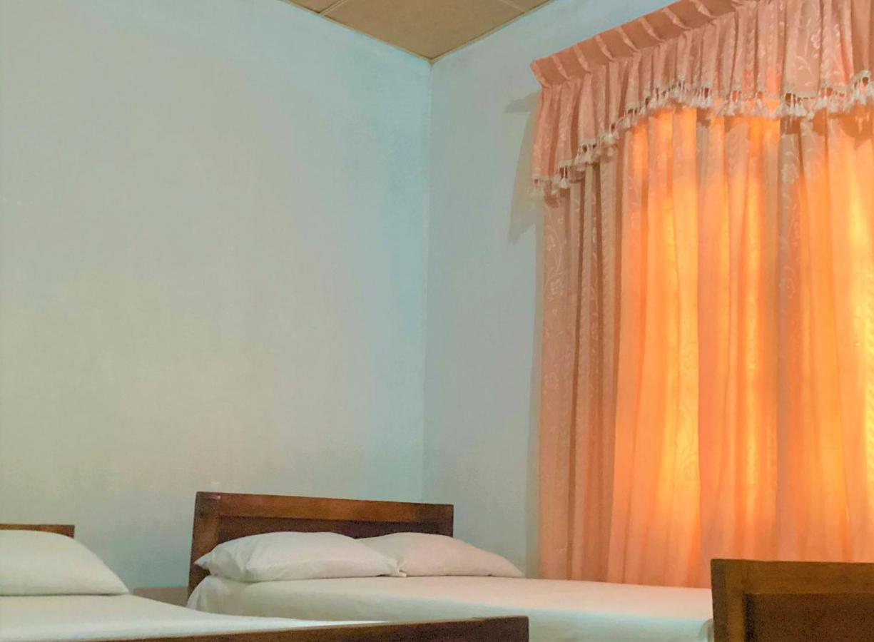 Grand Refuge Holiday Rooms Anuradhapura Buitenkant foto